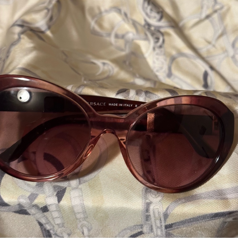 Authentic Versace Sunglasses - image 4